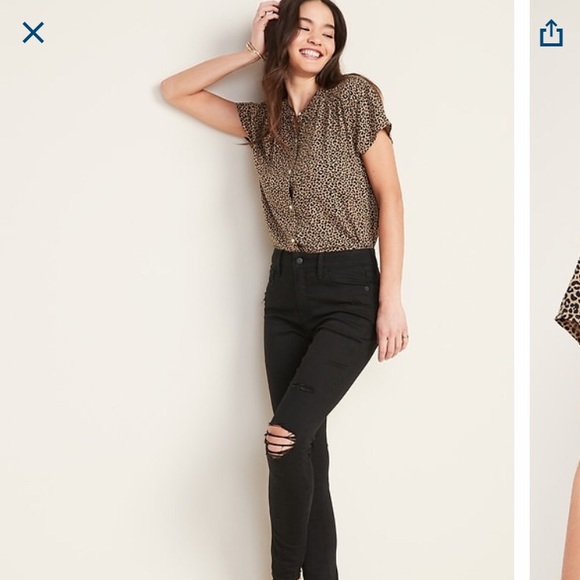 Old Navy Leopard Print Button-Up Top - Picture 12 of 13